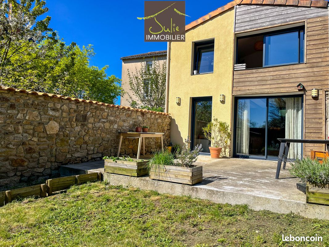 Maison de ville 5 pièces 136 m² - Bressuire 79300 (image principale 9)