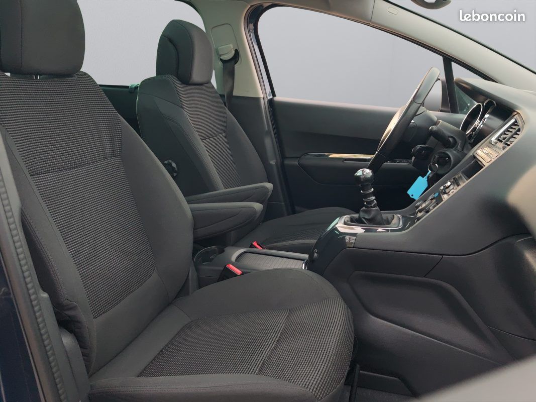Peugeot 5008 2.0 blue hdi 150 allure / 7 places (image 17)