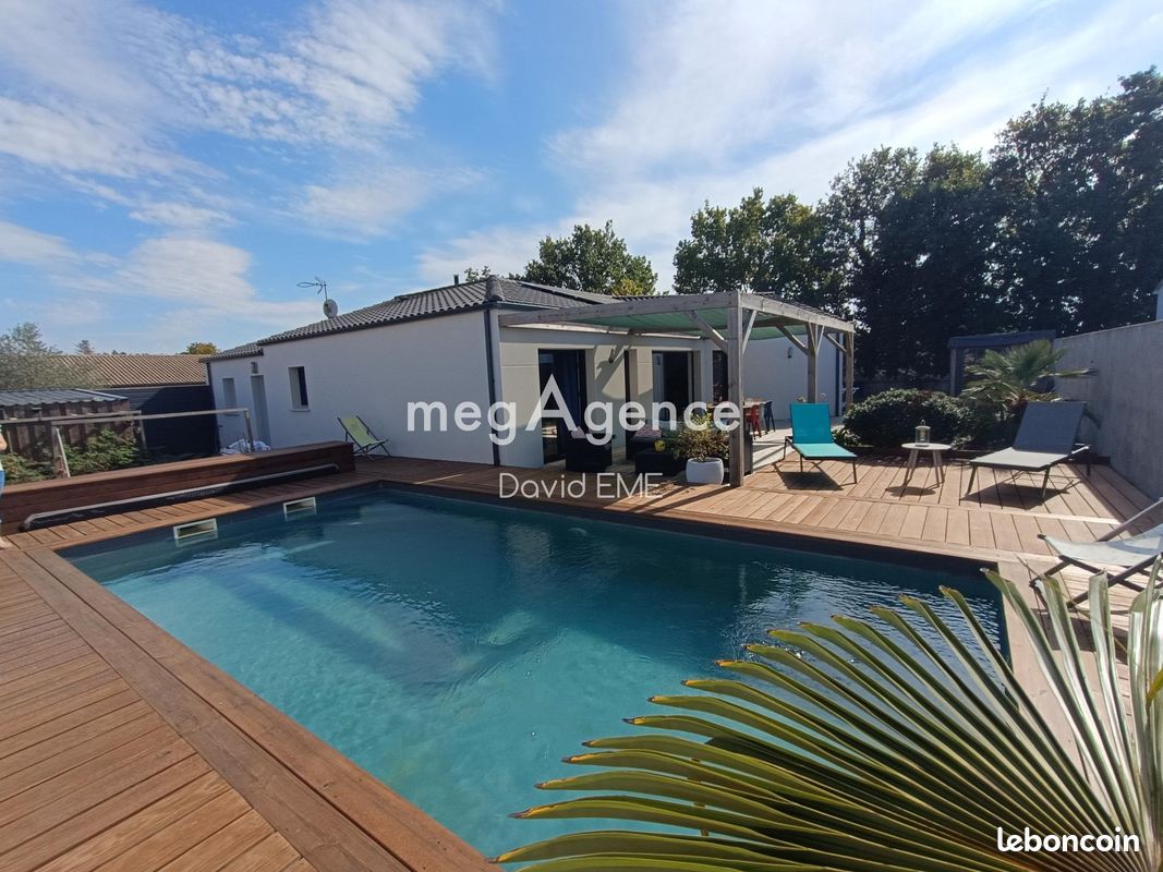 Maison 6 pièces 125 m² · à Bretignolles-sur-Mer · 125 m² · 389 000 €