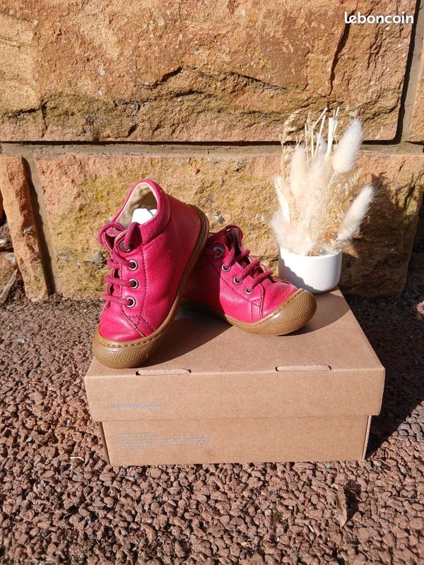 Chaussures bébé naturino rose taille 20 Chaussures