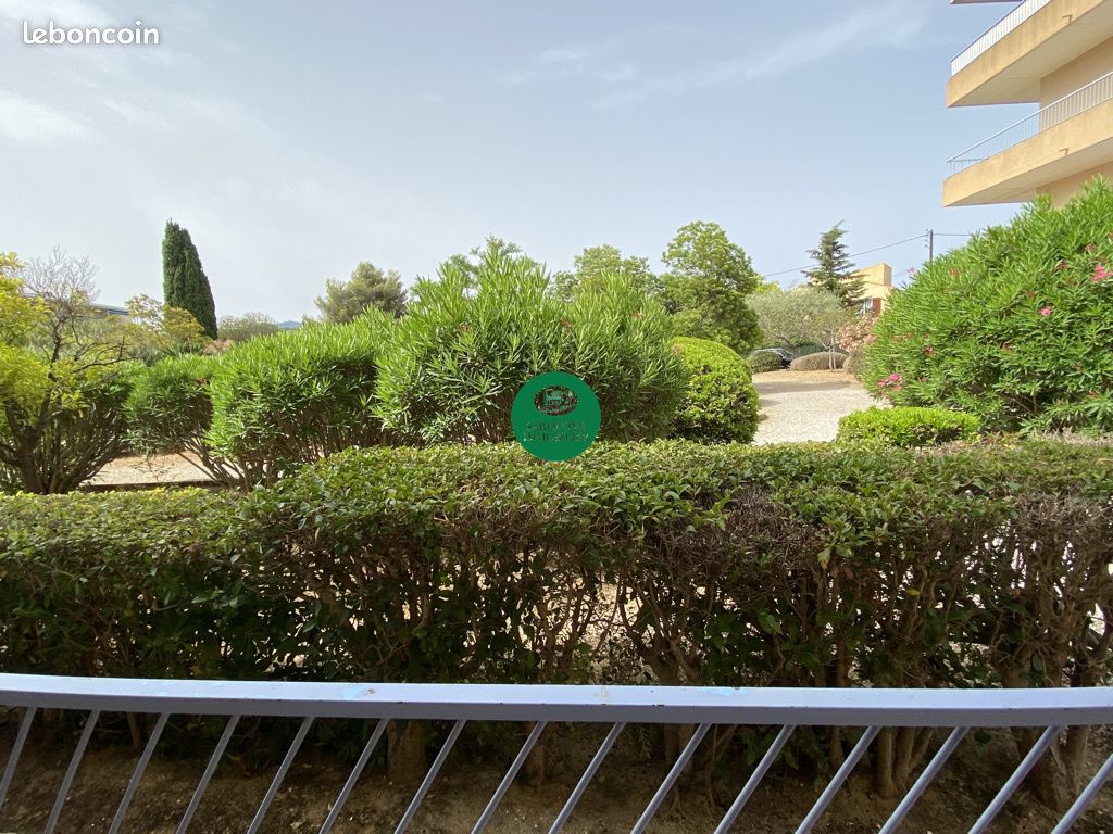 Appartement 2 pièces 49 m² · à Six-Fours-les-Plages · 49 m² · 810 €/mois