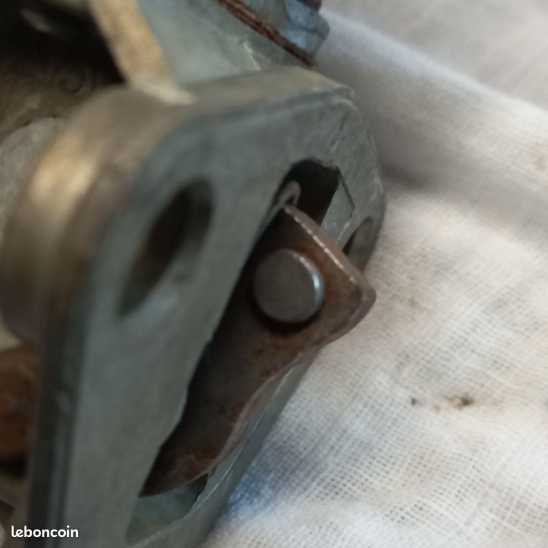 Pompe a essence voiture (image 3)
