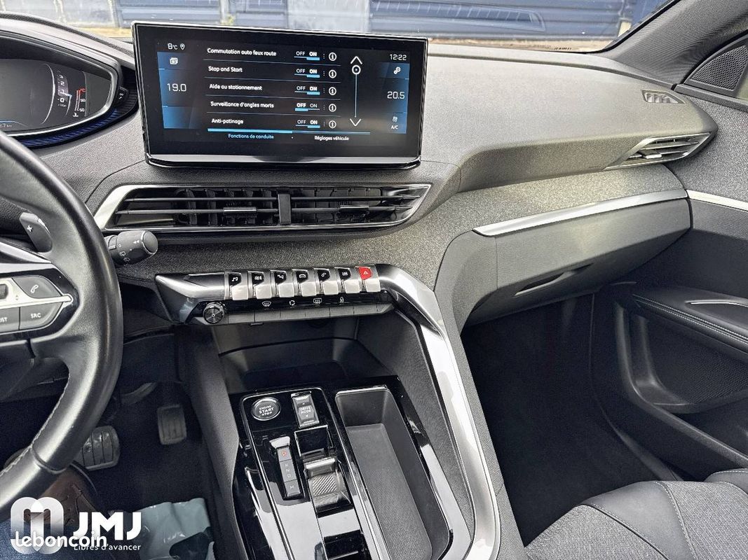 PEUGEOT 3008 BlueHDi 130ch S&S EAT8 Allure Pack (image 14)