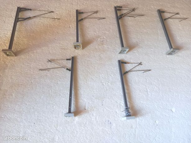 LOT DE 20 POTEAUX DE CATENAIRES N 1/160 *** Collection 2024 PROMOTION