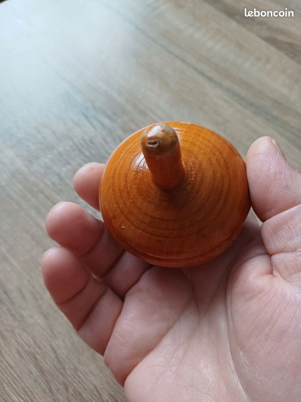 Jouet en Bois Artisanal - Toupie avec Crayon - Jeu de Dessin Coloriage