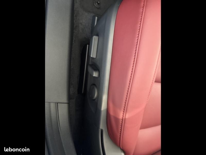 Mazda Mazda 3 2.0 e-SKYACTIV-X M-Hybrid 186ch Takumi RED TO 2025 Euro6e (image 6)