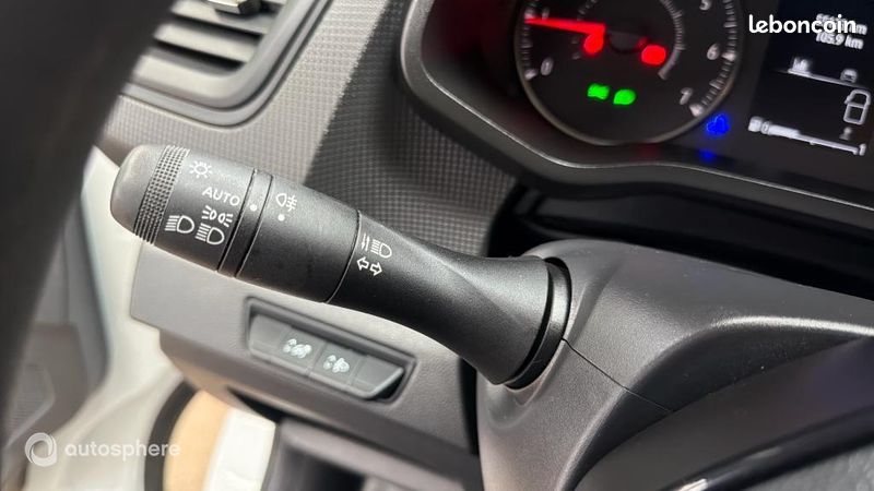 Renault Trafic Véhicule utilitaire ou Société L1H1 3T 2.0 Blue dCi 130ch Confort (image 23)