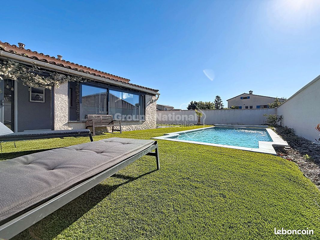 Maison 4 pièces 92 m² · à Mollégès · 92 m² · 379 000 €