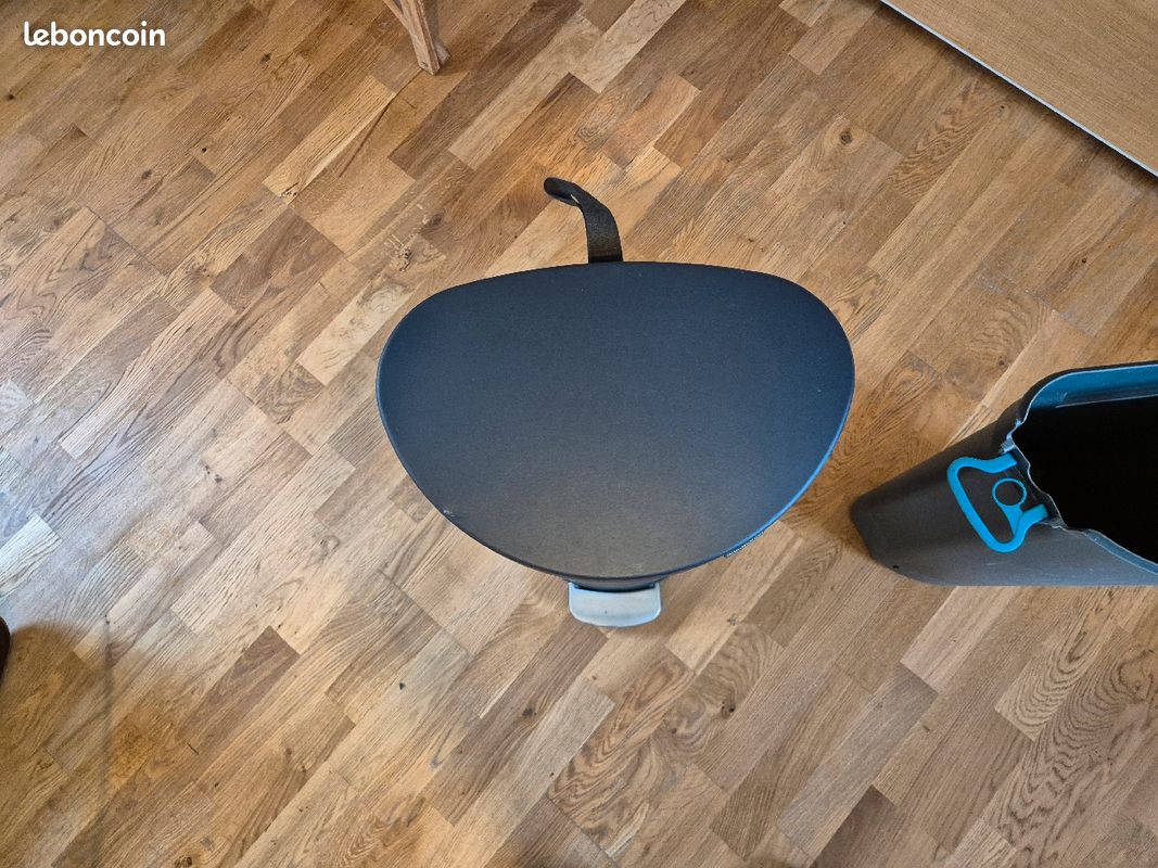 Poubelle Flatback Brabantia et son sceau 40l - bleu minéral (image 3)
