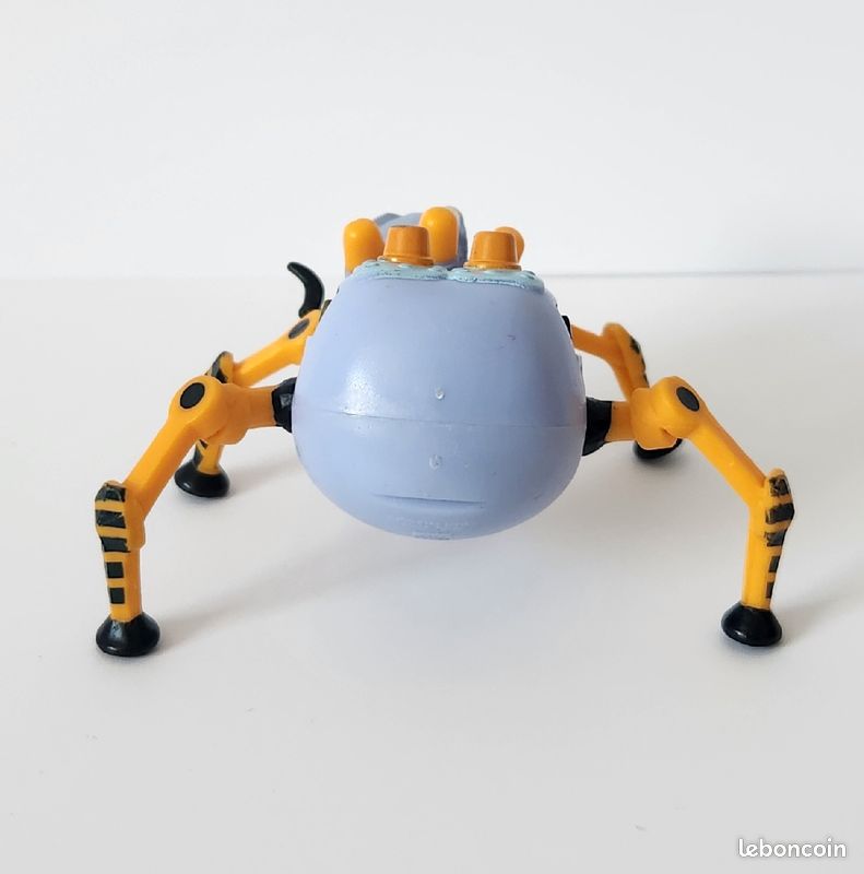 Invizimals figurine (image 5)