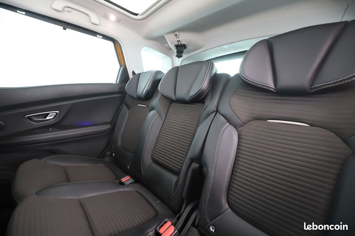 Renault Scénic 1.6 dCi Energy Edition One EDC 160 ch (image 8)