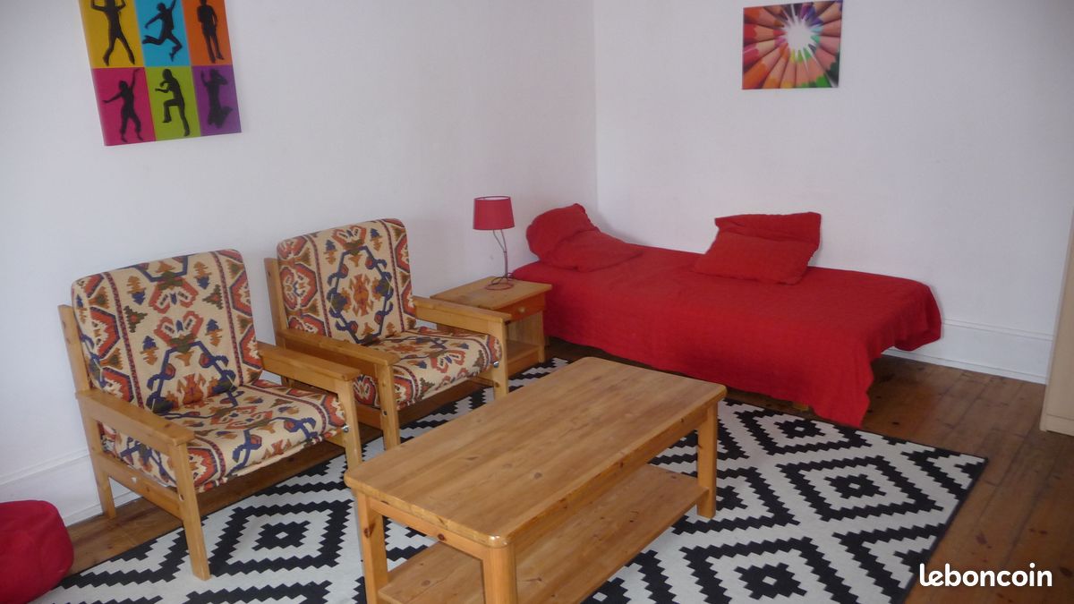 Appartement 1 pièce 25 m² · à Bourges · 25 m² · 450 €