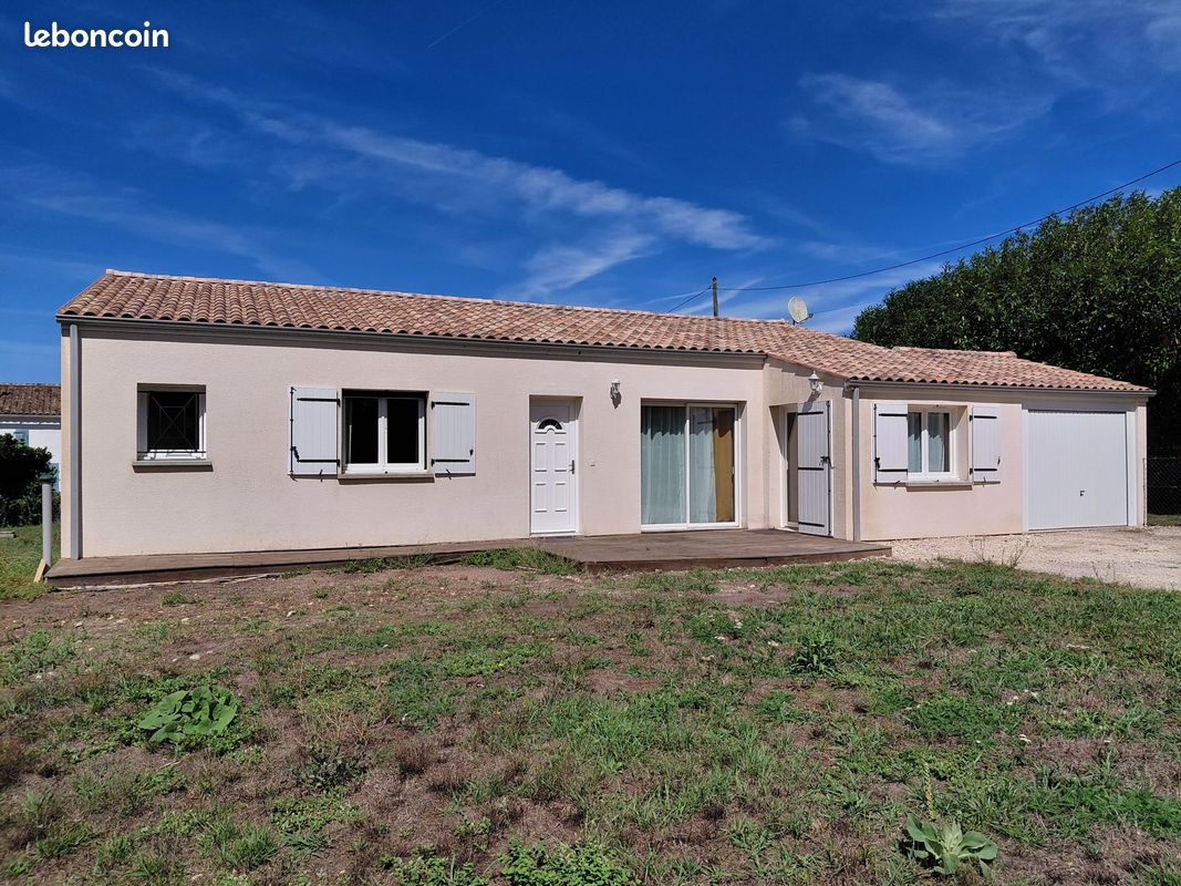Maison 5 pièces 108 m² · à Semoussac · 108 m² · 160 000 €