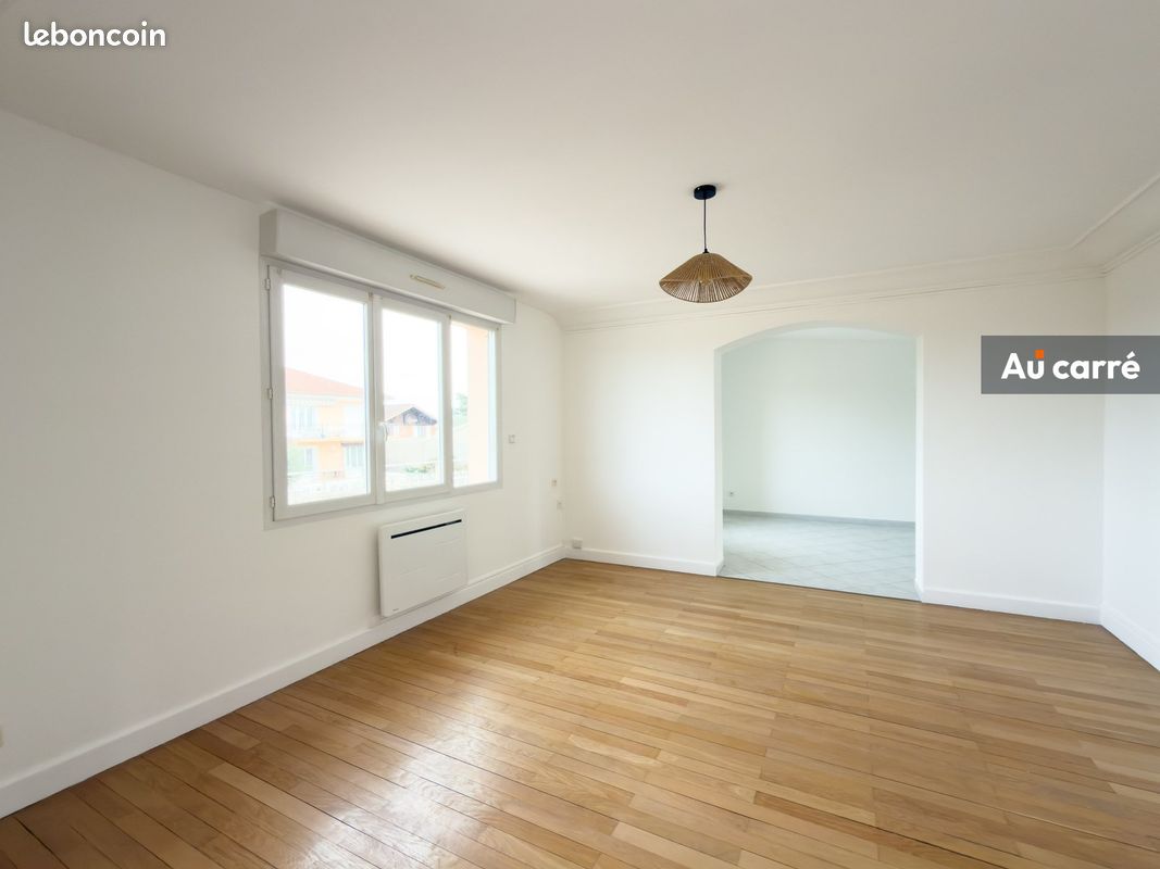 Appartement 5 pièces 101 m² · à Genas · 100,6 m² · 298 000 €