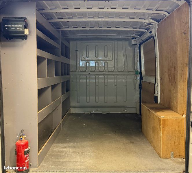 Peugeot BOXER FG 330 L1H1 2.2 BLUEHDI S&S 120CH ASPHALT (image 12)
