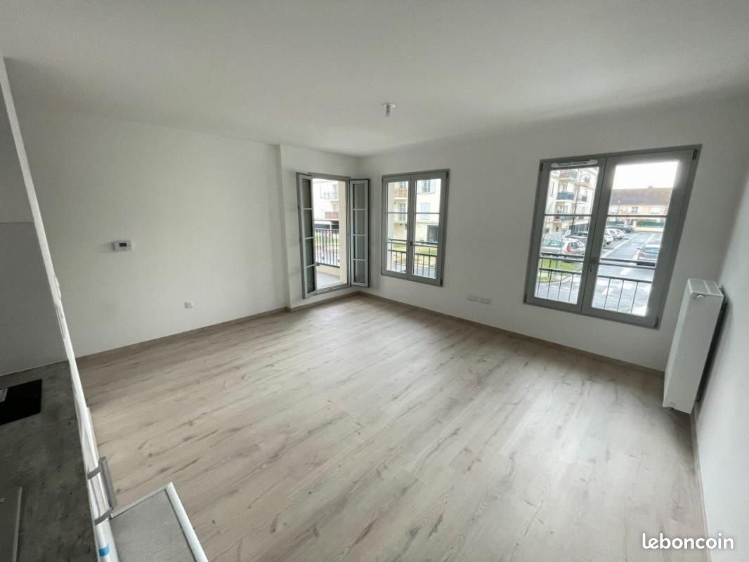Appartement 2 pièces 46 m² · à Compiègne · 46 m² · 765 €