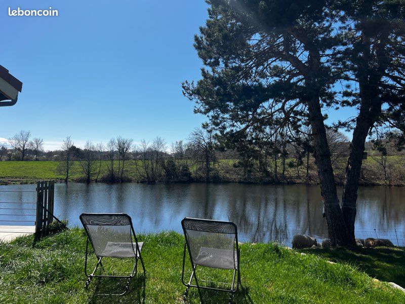 Petit coin de paradis au bord d'un étang privé (image 15)