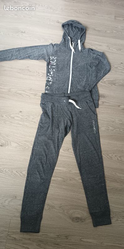 Jogging val64) (image 1)