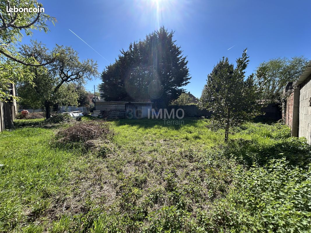 Vente Terrain constructible 1000 m² Montfermeil · 365 000 €
