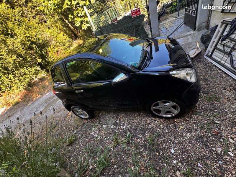 Aixam S8 – Voiture sans permis – 2010 – À répar (image 1)