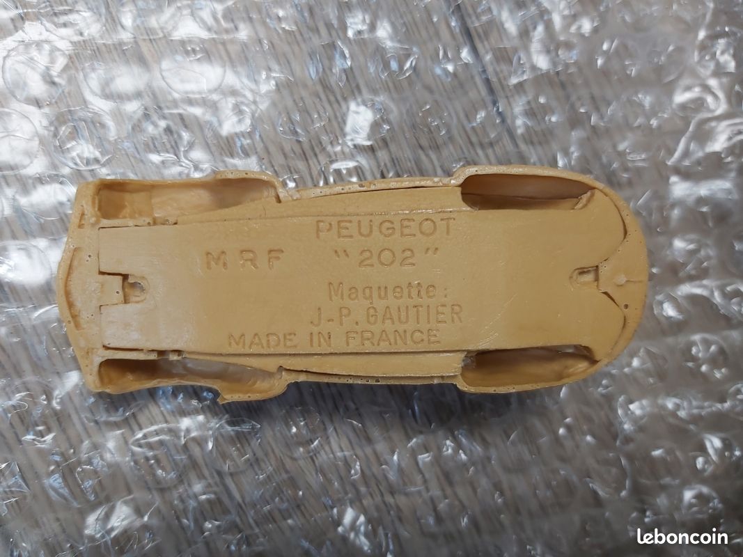 1/43 PROVENCE MOULAGE Peugeot 203 Berline Darl'mat / Kit Resine A