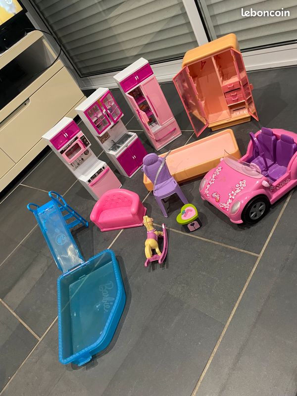 Meuble maison barbie (image 1)