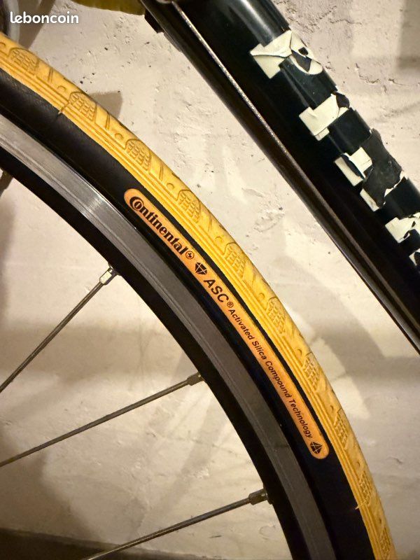 Vélo De Route Vintage Rivola Columbus Années 90 - Cadre Acier Unicrown, Fourche Filetée, 700C, Occasion