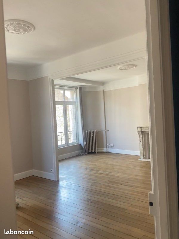 Appartement 3 pièces 84 m² · à La Madeleine · 84 m² · 1 400 €/mois
