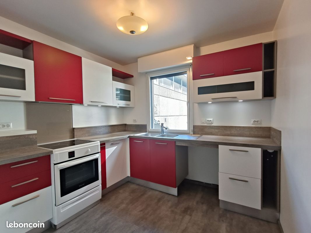 Appartement 4 pièces 94 m² · à Clermont-Ferrand · 94 m² · 1 285 €/mois