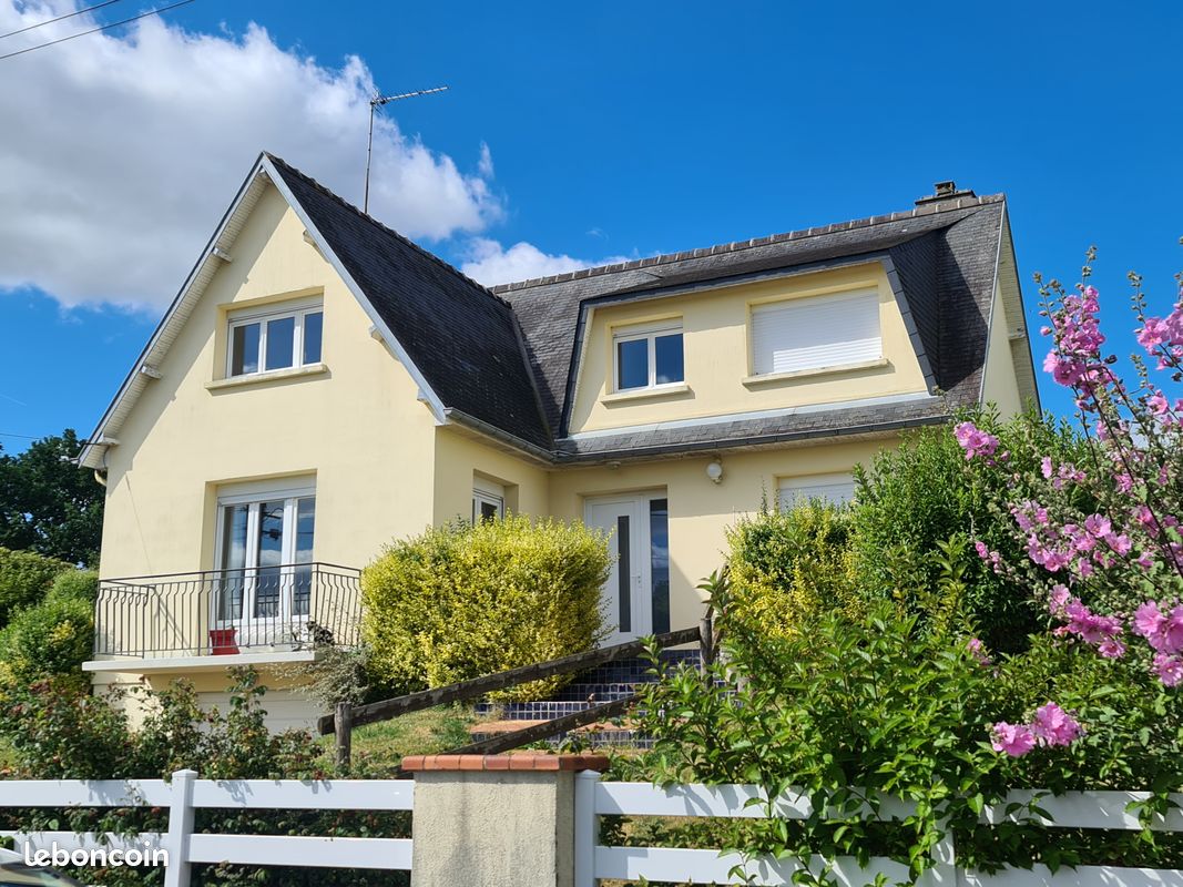 Maison 6 pièces 140 m² · à Condé-sur-Vire · 140 m² · 250 000 €