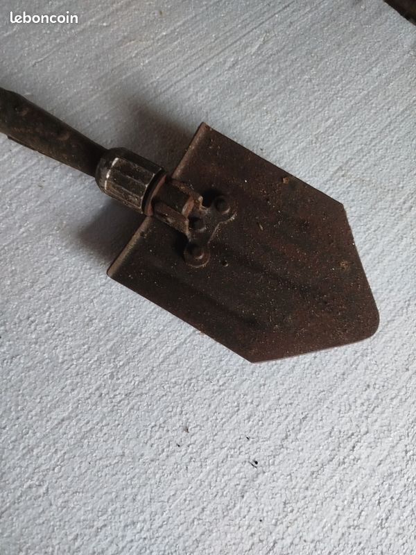 Ancienne pelle américaine (image 1)