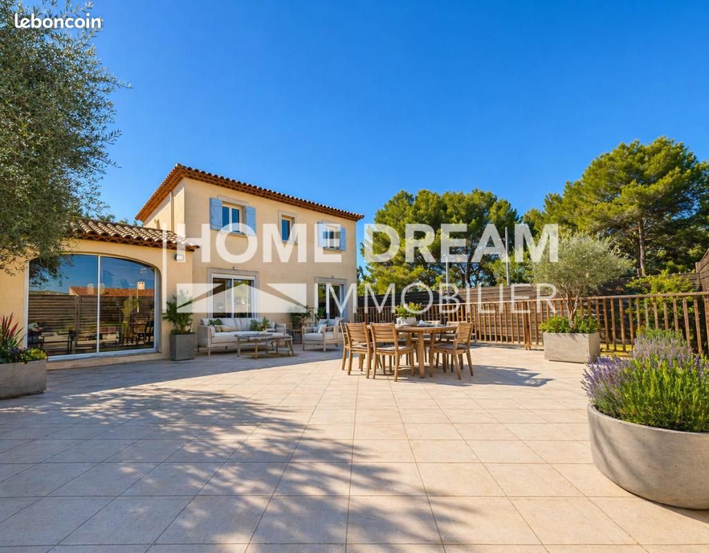 Maison 5 pièces 131 m² · à Six-Fours-les-Plages · 131 m² · 525 000 €