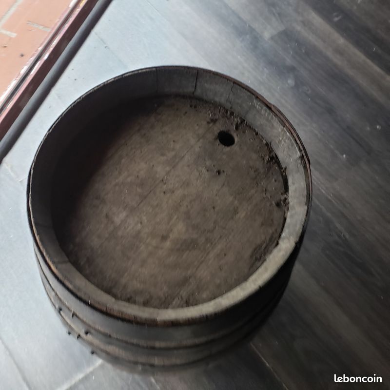 Tonnelet haut de 49 cm (image 2)
