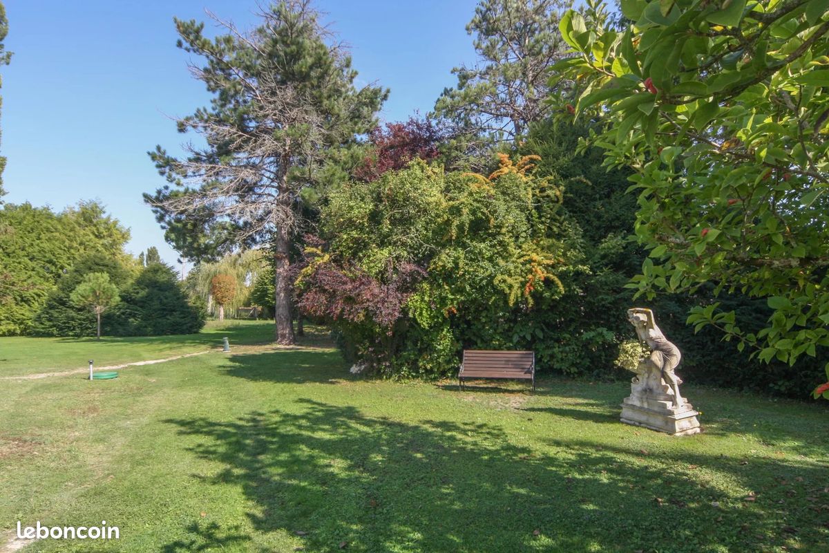 Maison 10 pièces 250 m² (image 18)