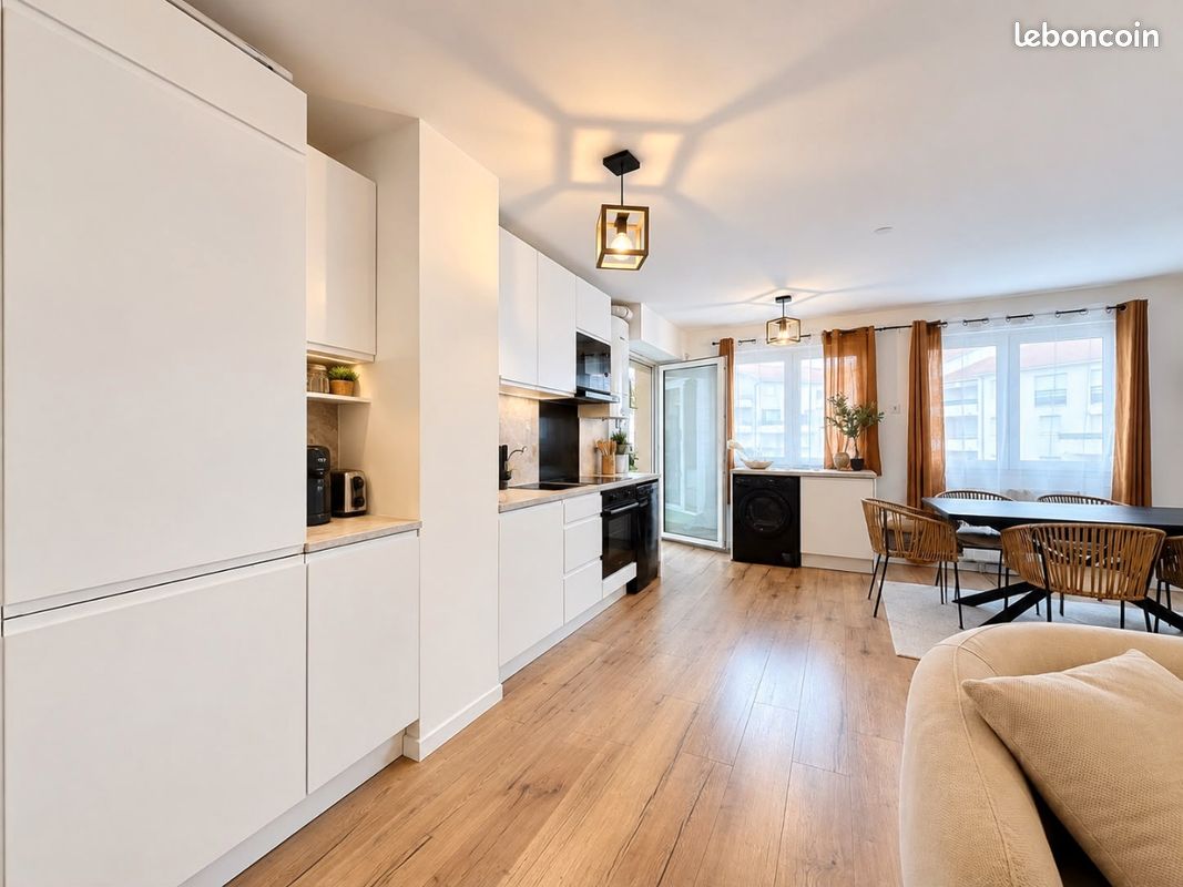 Appartement 3 pièces 70 m² · à Annemasse · 70 m² · 1 590 €/mois