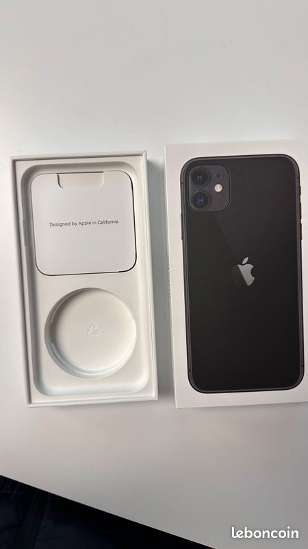 Boîte vide d’iPhone 11 black / noir 64 Go (image 4)