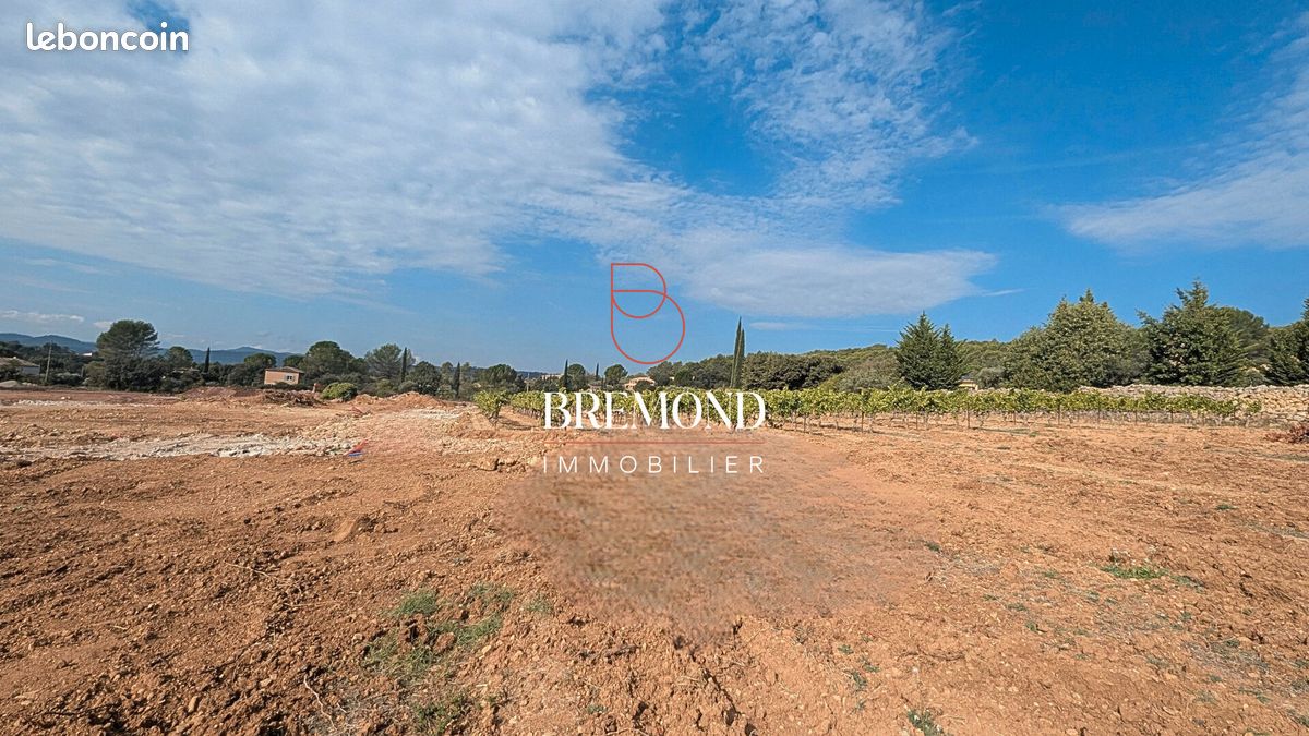 Terrain 1400 m² · à Carcès · 1 400 m² · 137 000 €