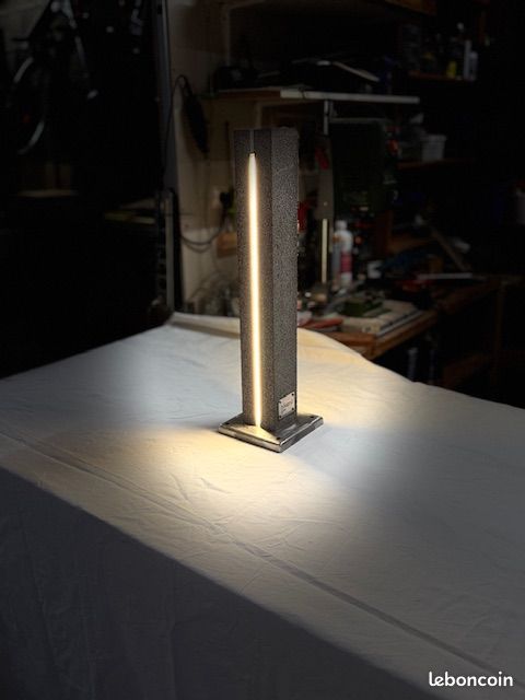 Luminaire extérieur en pierre de lave (image 2)