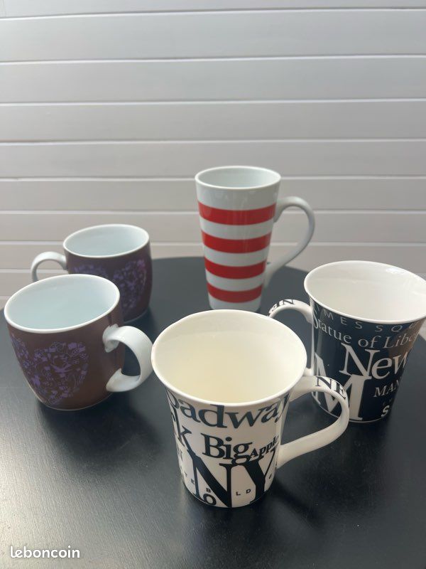 Lot de tasses (image 4)