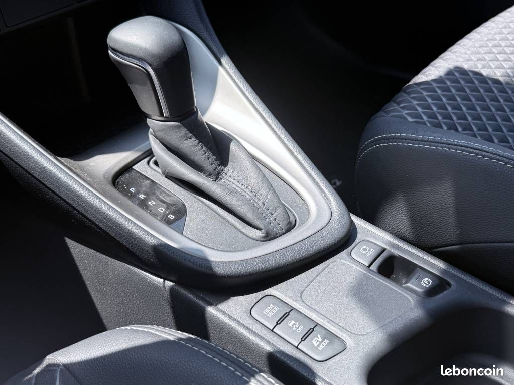Mazda 2 HYBRID 1.5L CVT 116 CH AGILE PACK CONFORT & SAFETY 92 (image 6)