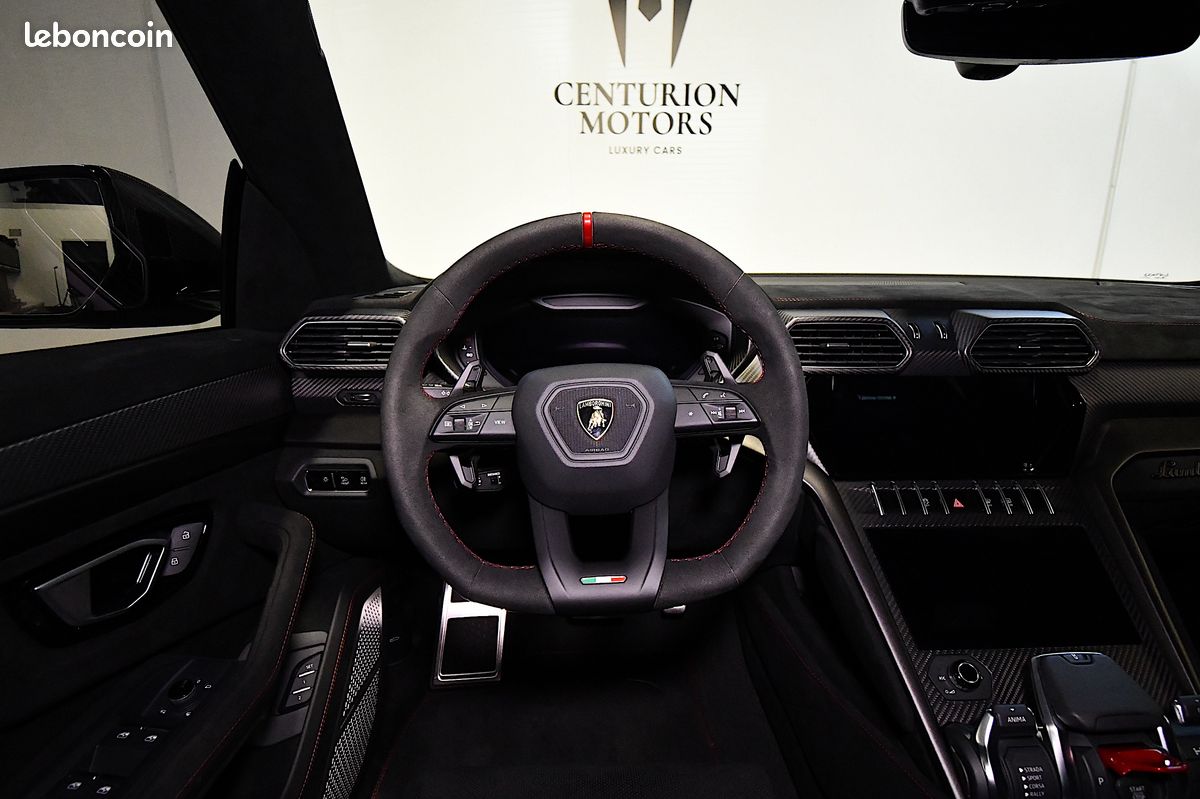 Lamborghini urus performante (image 10)