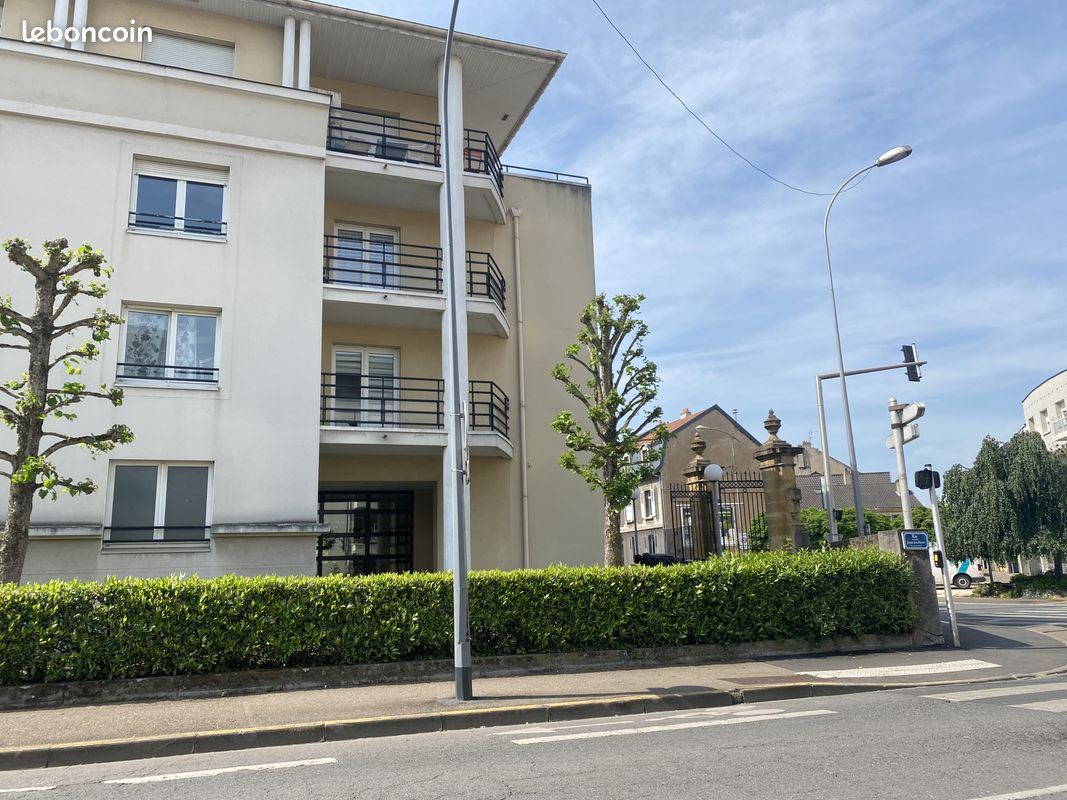 Parking 15 m² · à Montigny-lès-Metz · 15 m² · 69 €/mois