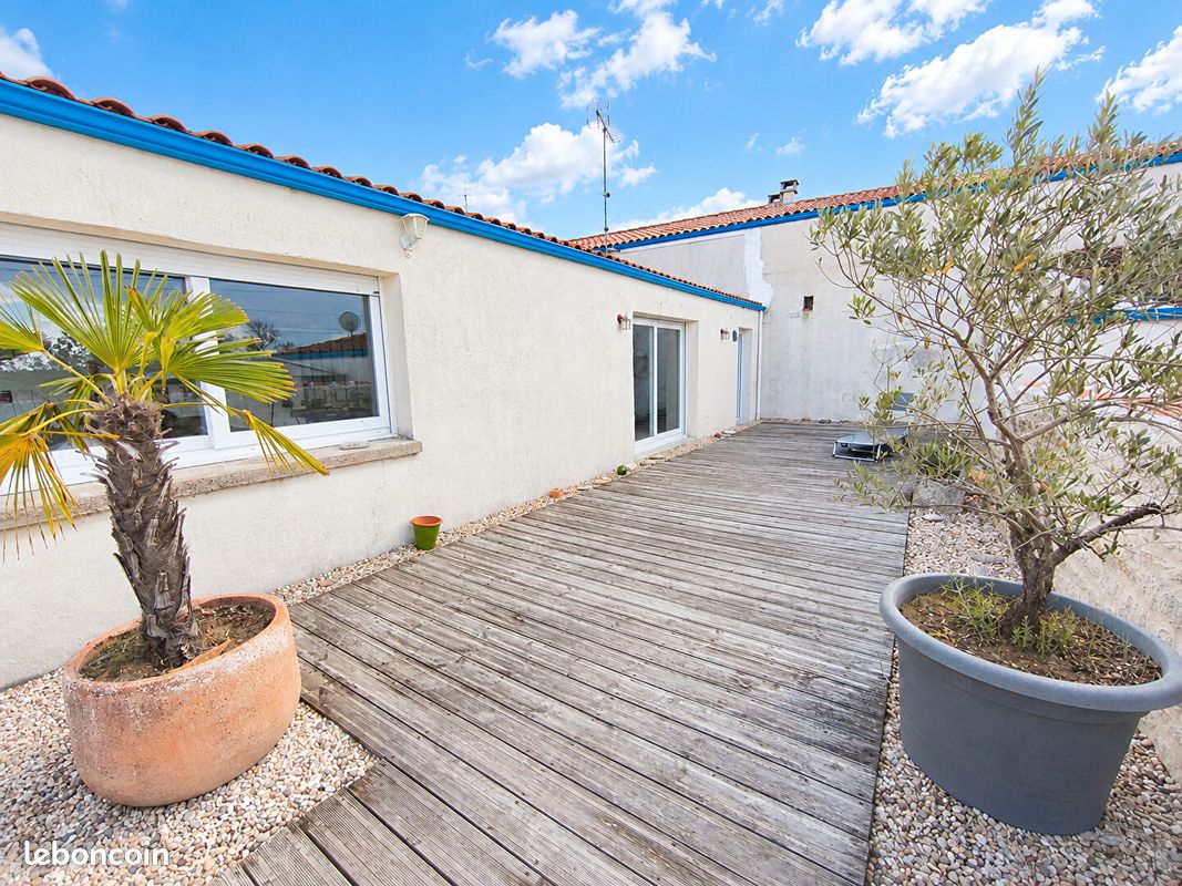 Maison 4 pièces 143 m² · à Beaugeay · 143 m² · 307 000 €