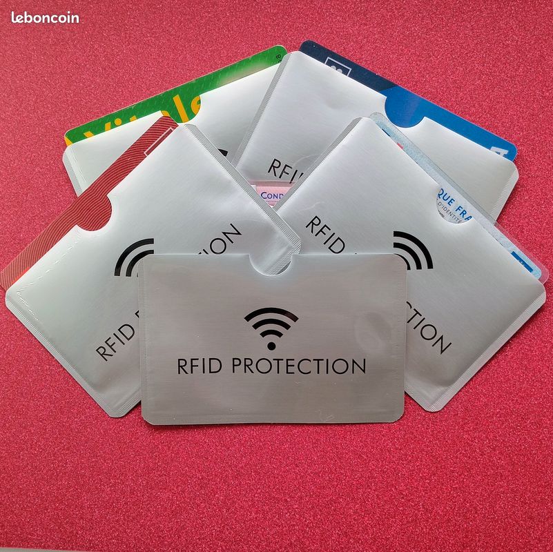 Lot 4 Cartes Anti-Vol RFID/NFC Ultra-Fines – Protection Cartes Crédit, Passeport, Identité – Noir Élégant