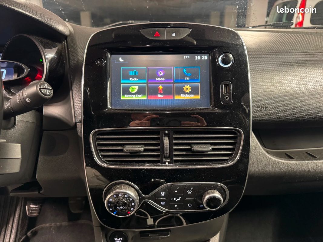 RENAULT CLIO IV dCi 90 Intens | TOIT PANORAMIQUE | CAMERA DE RECUL 10180 (image 17)