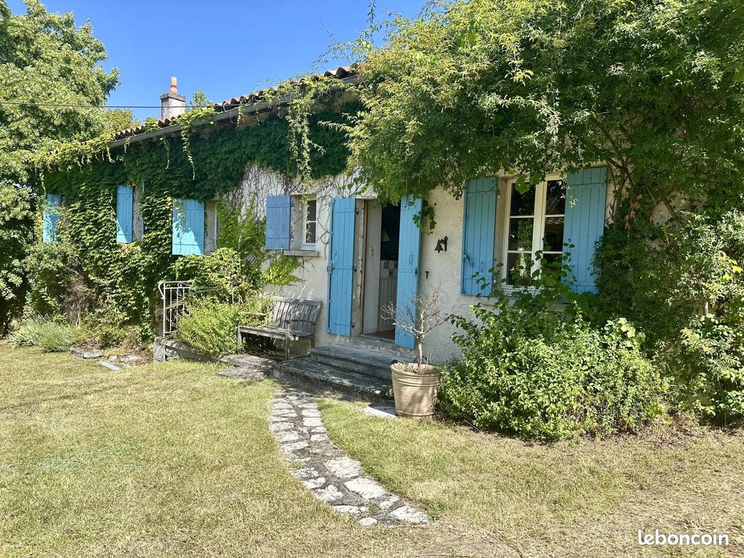 Maison 5 pièces 106 m² · à Allemans · 106 m² · 275 000 €