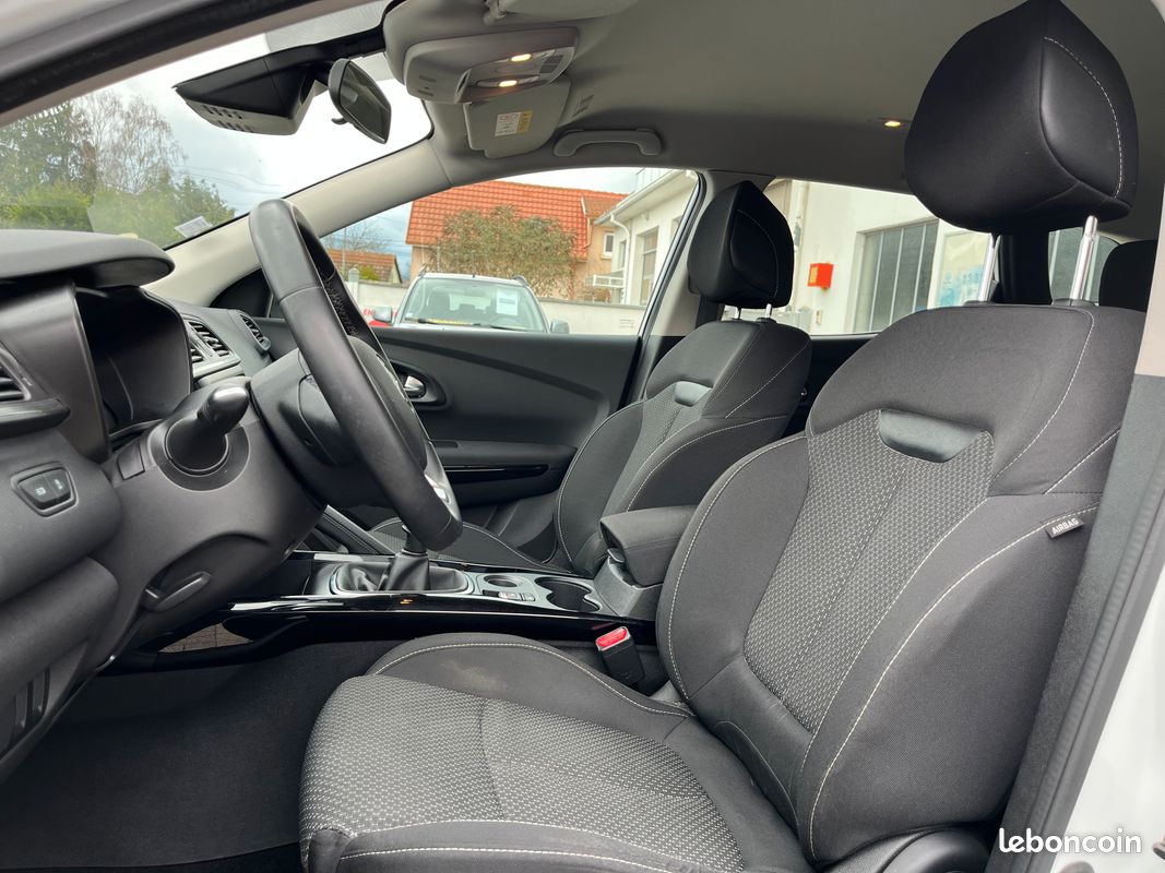 Renault Kadjar 1.5 Blue dCi 115ch Business (image 12)