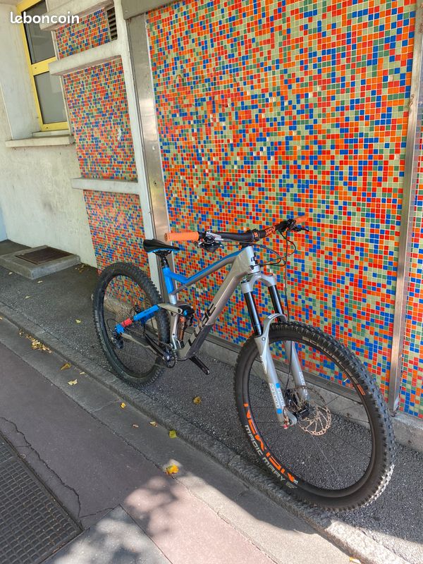 VTT Enduro 29P: Cube Stereo 150 taille L (image 1)