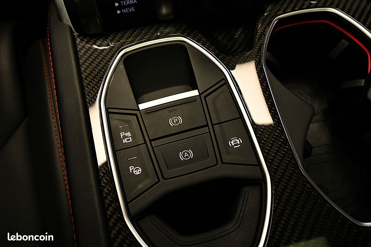 Lamborghini urus 4.0 v8 650 (image 12)