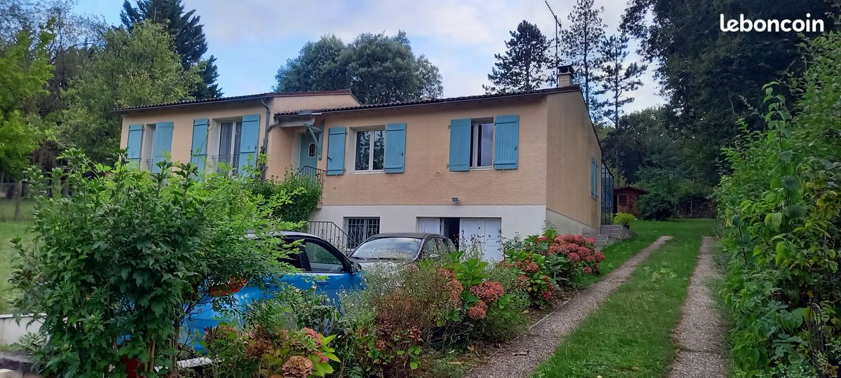 Maison 6 pièces 93 m² · à La Chapelle-des-Pots · 93 m² · 235 000 €